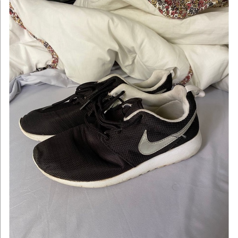 Nike Rosches